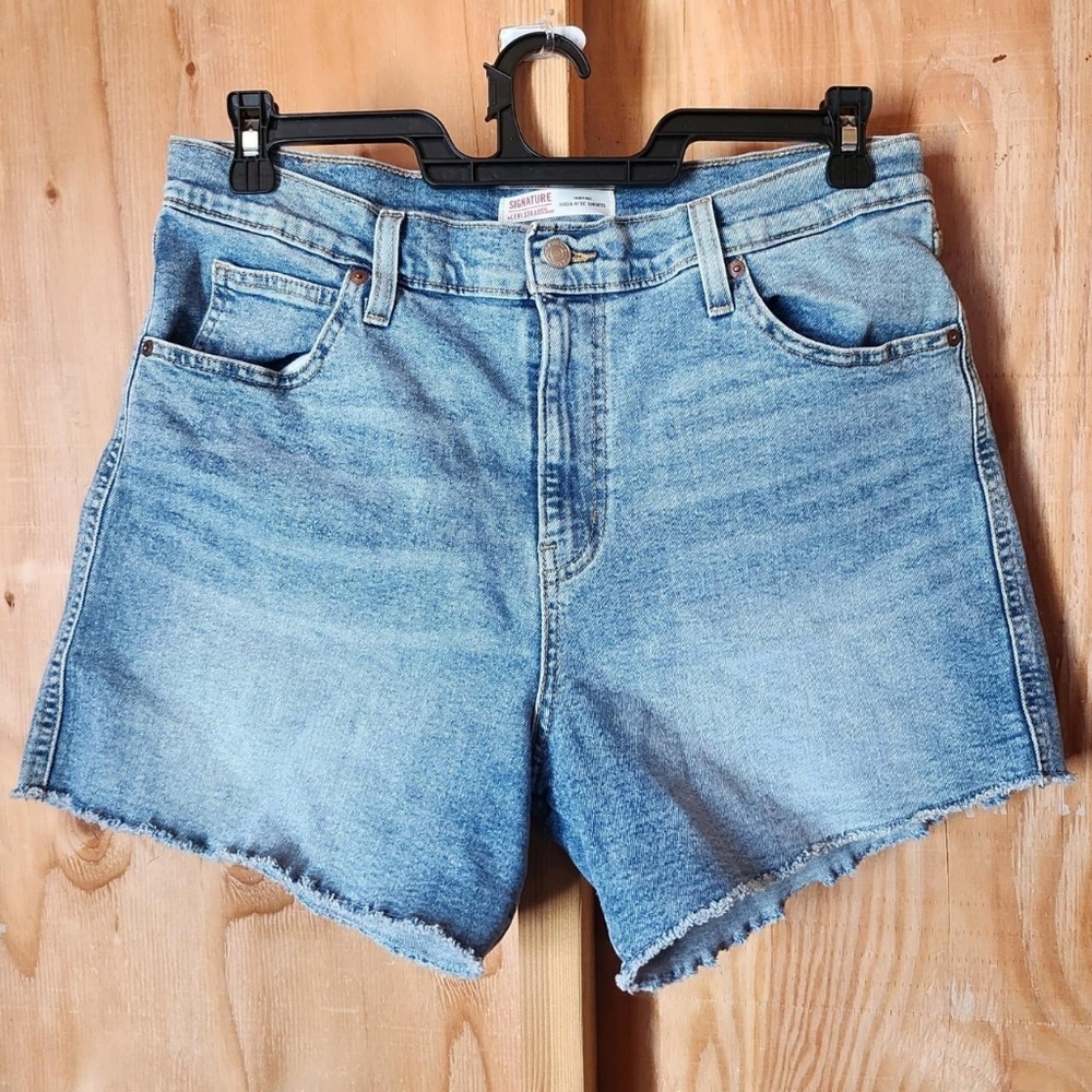 Signature by Levi Strauss Light Blue Jeans "BUY1 GET1 FREE"